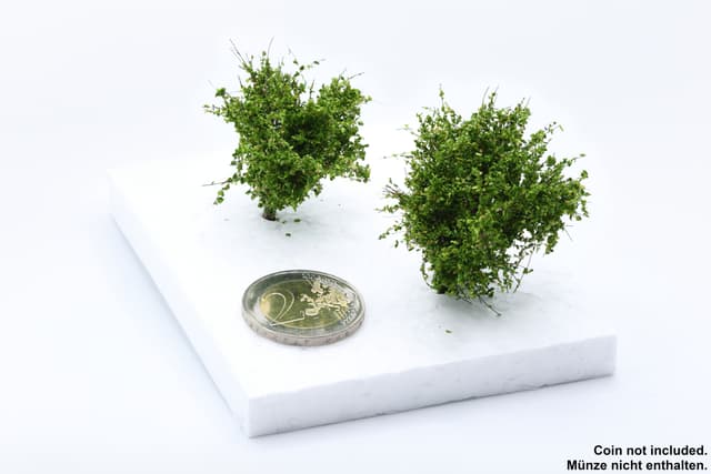 Set of 2 medium-sized bushes of medium-green color, scale 1:87 / H0