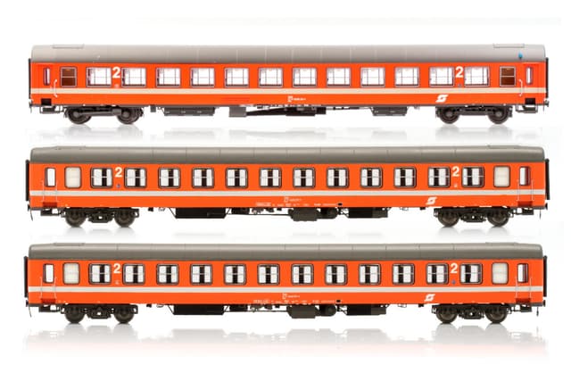 H0 3-Car Set UIC-X Passenger Cars ÖBB, Ep. IV, orange