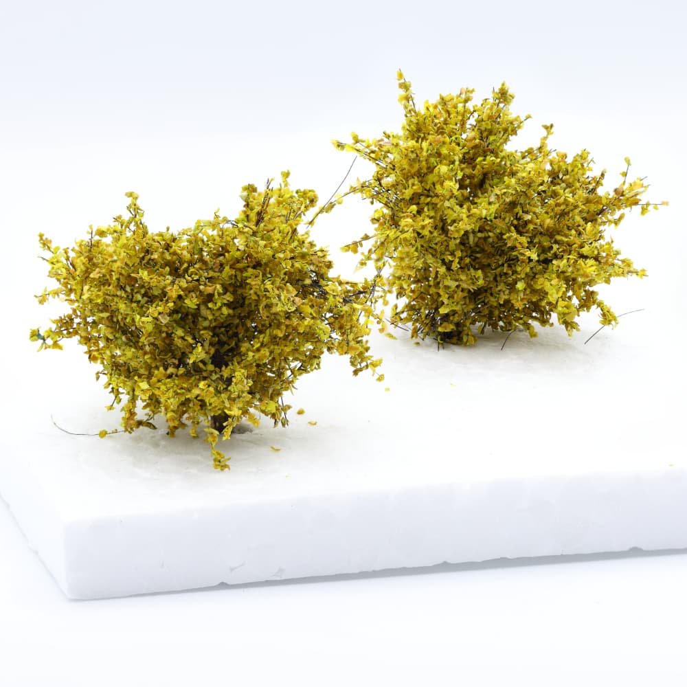 Set of 2 medium-sized bushes in light green, scale 1:87 / H0