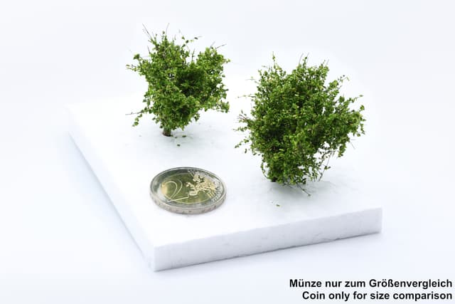 Set of 2 medium-sized bushes in medium green, scale 1:87 / H0