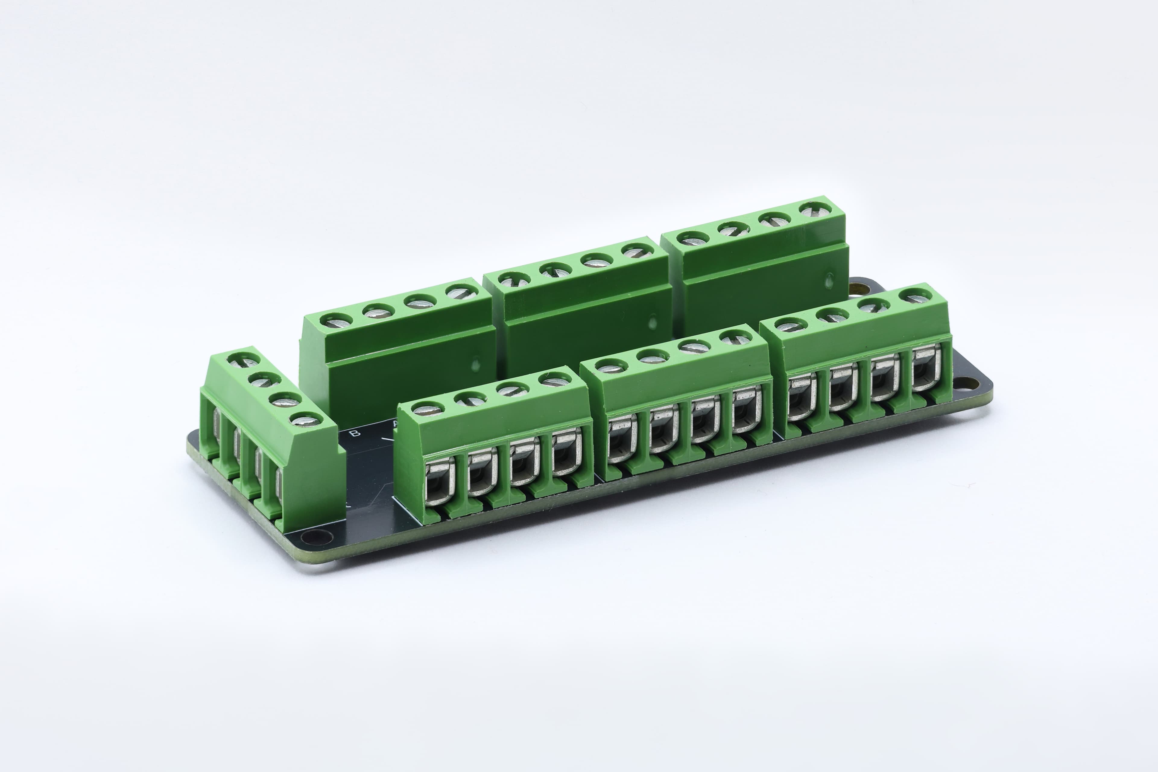 Model Railway power distributor 8-pin, top left view